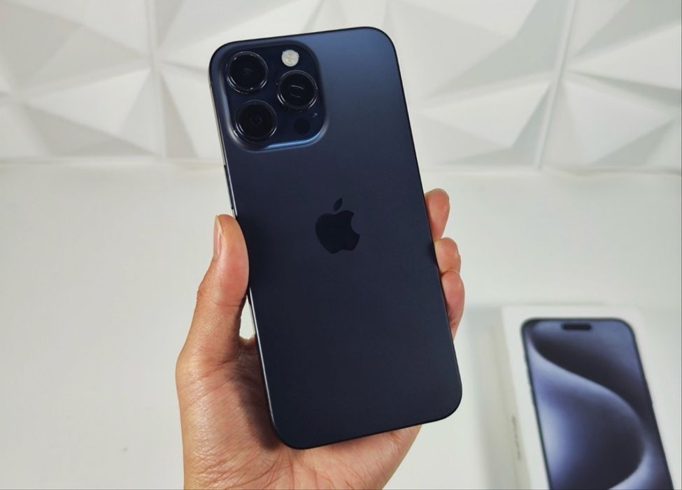 IPhone 15 pro идеальный с коробкой и докуменьами