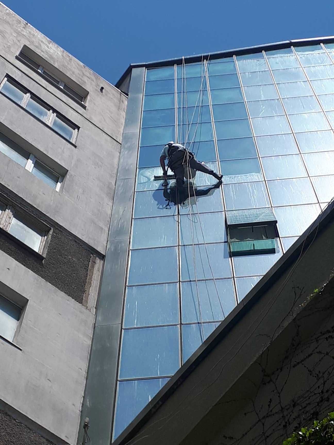 АЛПИНИСТИ ВАРНА.Работа с въжен достъп