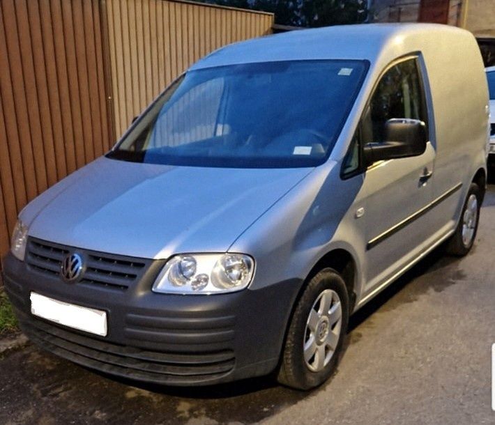 Ofer servicii de transport marfă,moloz