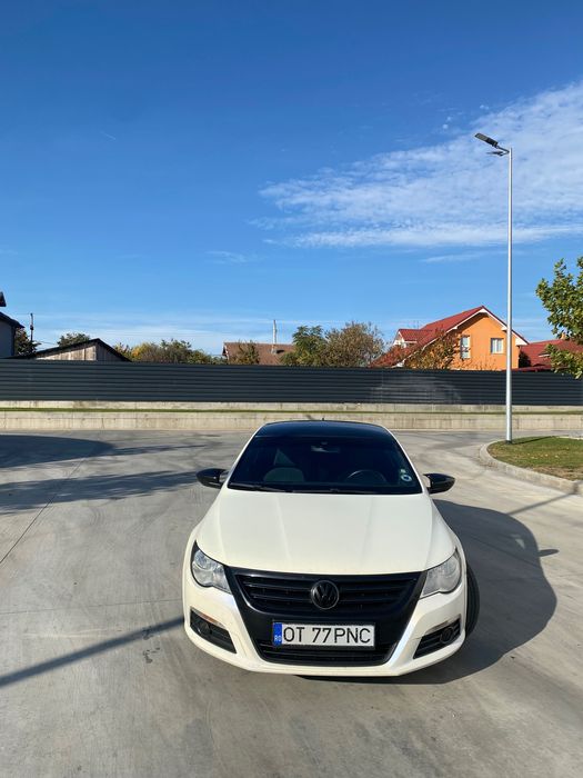 Vând Passat CC 2.0 TDI