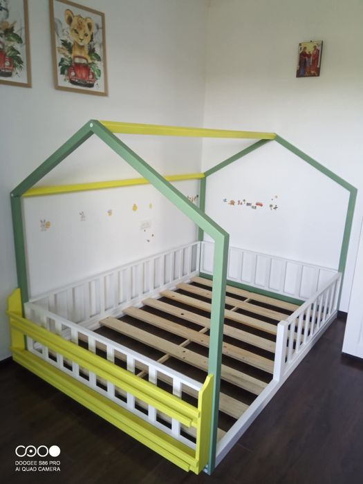 Pat casuta Montessori