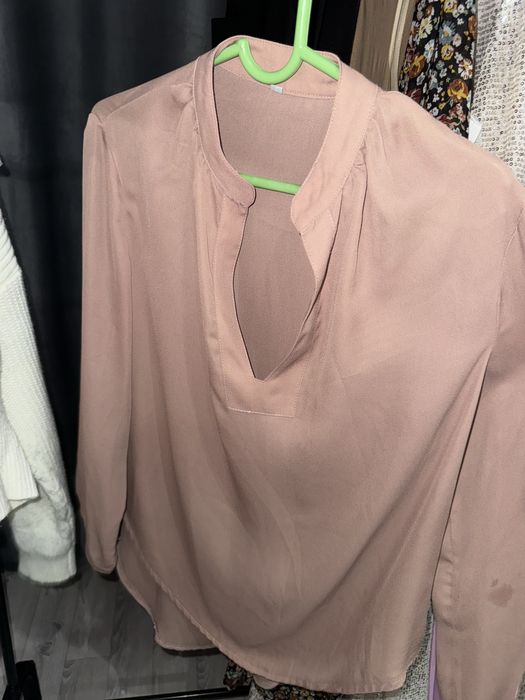 Одежды б/у по приемлемым ценам , только одевали 1 раз