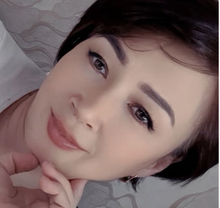 Уй жинап ,бала қарап ,улкен кісілерге  қарап беремін