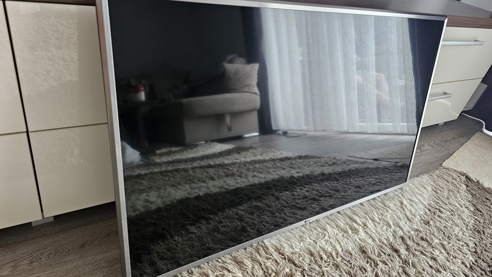 Tv LG display fisurat