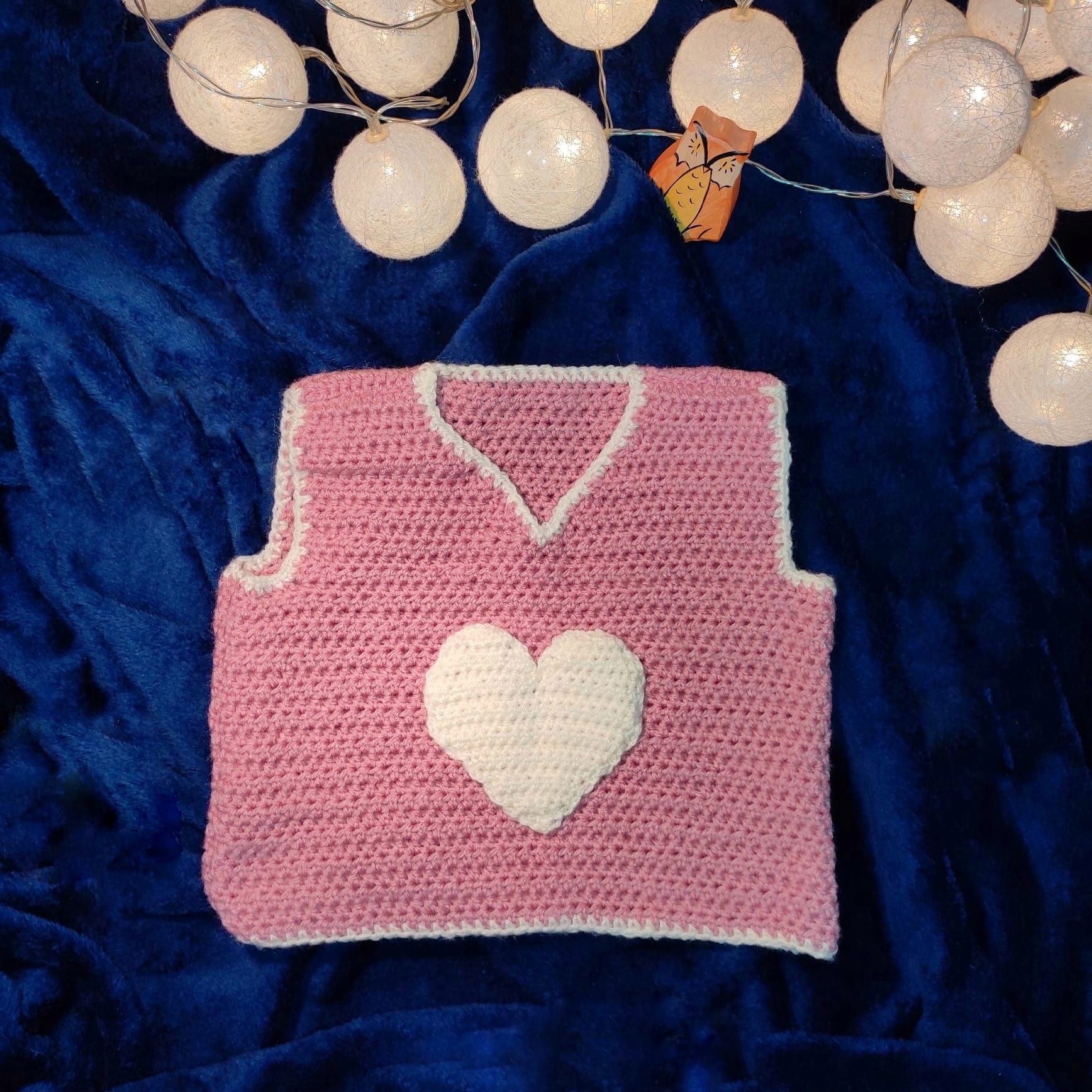 Vesta ,,Heart,, handmade unicat tricotat deosebită