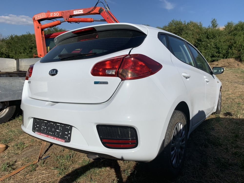 НА ЧАСТИ! Kia Ceed 1.4 MPI 101 кс. 2017 г. G4LC Eco Dynamics EURO6 бял