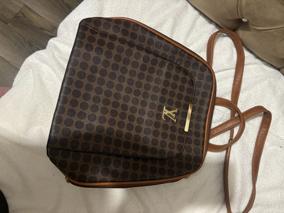 Ghiozdan Luis Vuitton