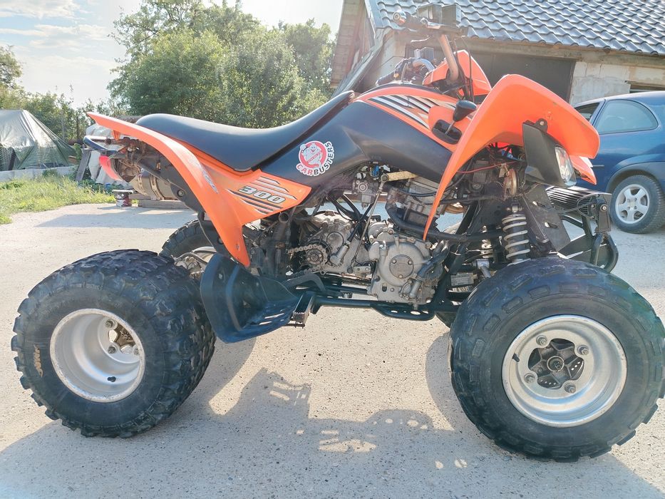 Vând atv Kimco maxxer 300cc
