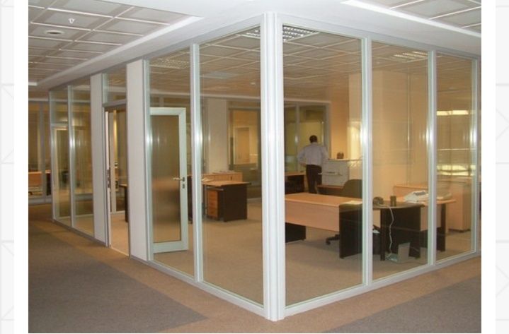 Перегородки пластиковые и алюминиевые,цветочные ,бутики,витражи,балкон