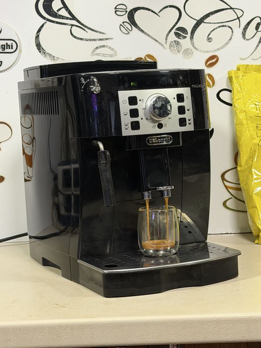 Кафемашина кафе автомат delonghı magnifica S с гаранция