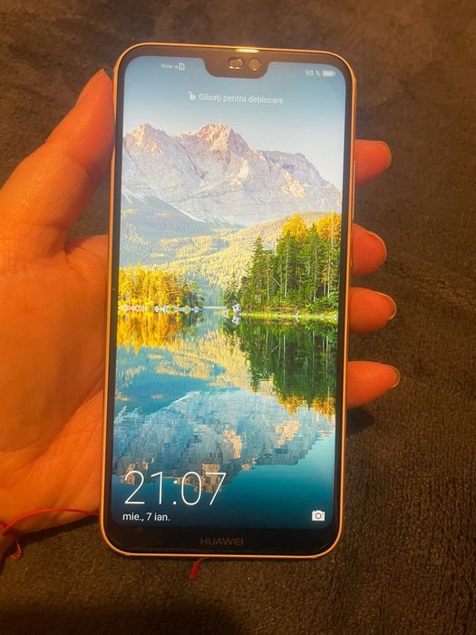 Telefon Huawei P20 lite