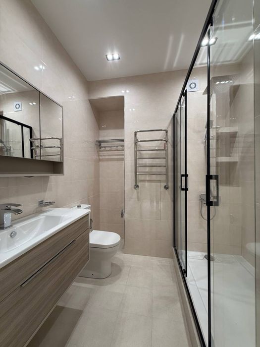 Ул, Тараса Шевченко! Сдается 4-х комнатная квартира в самом центре!