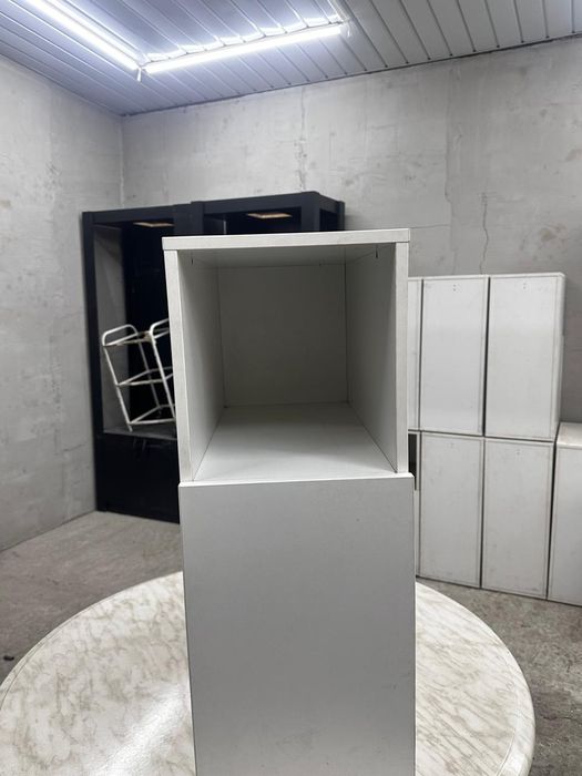 Деревянные шкафы