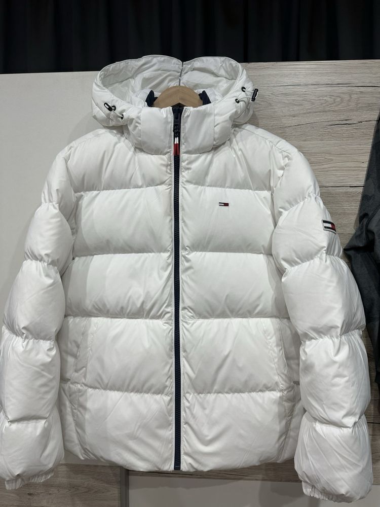 Зимно яке Tommy Jeans
