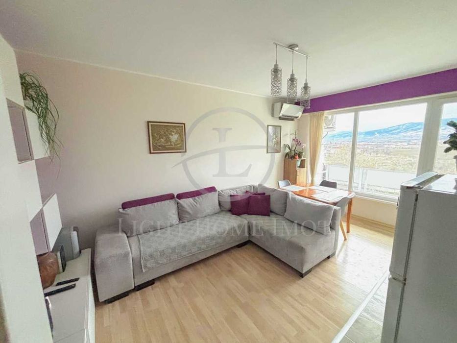 Продава се Тристаен апартамент в Пловдив, Христо Смирненски - 65 кв.м за 1768 €/кв.м - Снимка #2