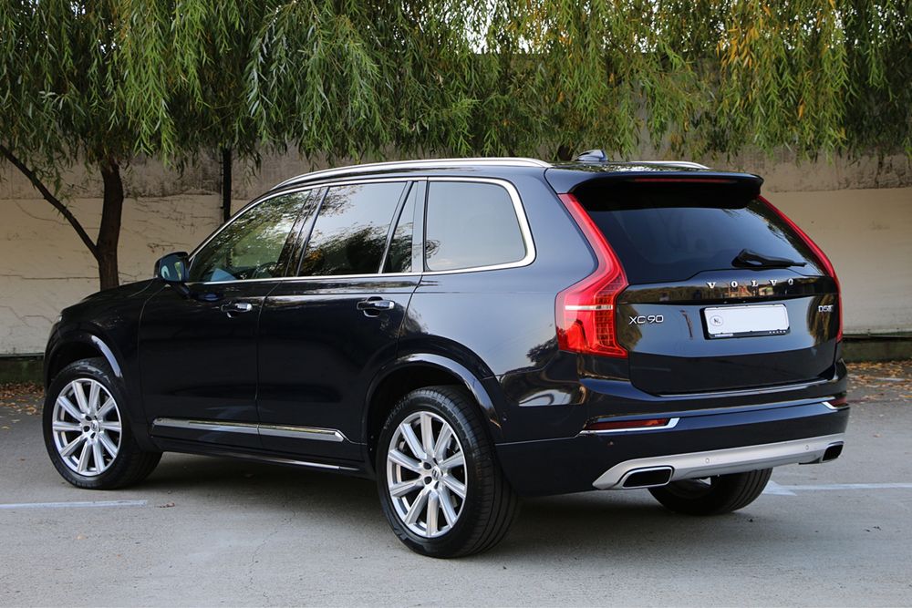Volvo XC90 2.0D 232 cp. 4xD D5 7 LOCURI INSCRIPTION