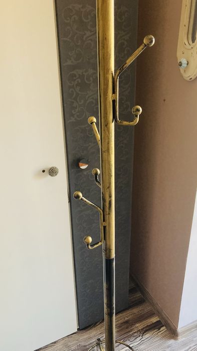 Метална закачалка за дрехи 65 х 220см