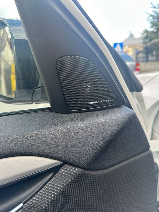 Vând BMW X1 M pachet