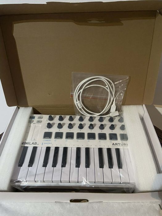 Arturia MiniLab MKII