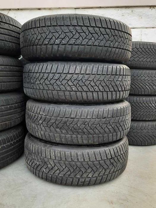 4 Броя 205/60/16 Dunlop 2x7,7mm 2x5,6mm