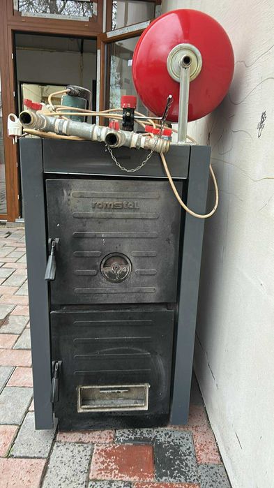 Centrala din fonta pe lemne