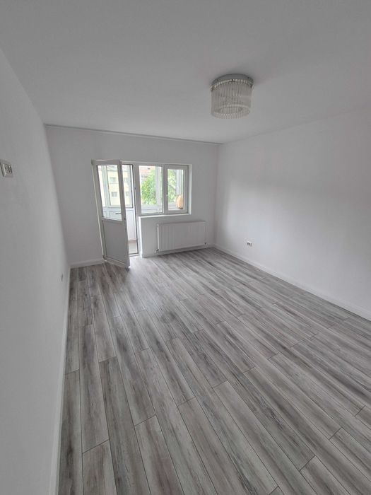 Apartament 2 camere gara