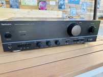 Усилвател и СD player Technics
