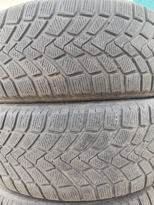 Продается R17 шины