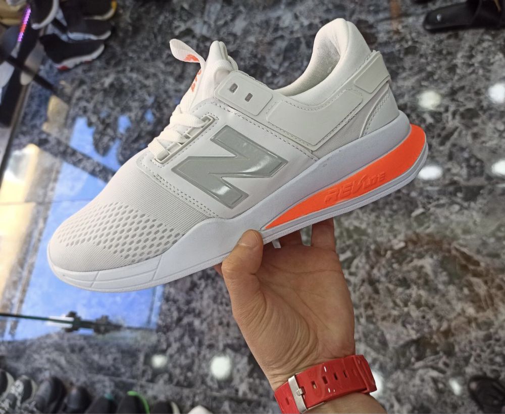 New balance orange