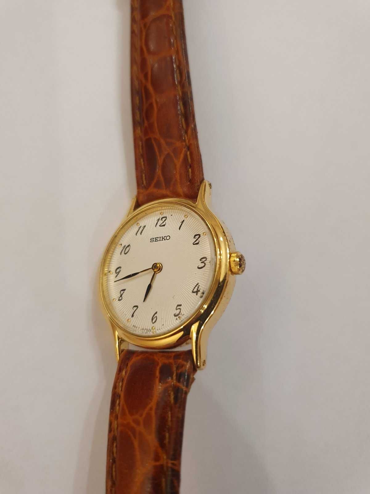 Продавам чисто нов елегантен дамски часовник ''SEIKO''.