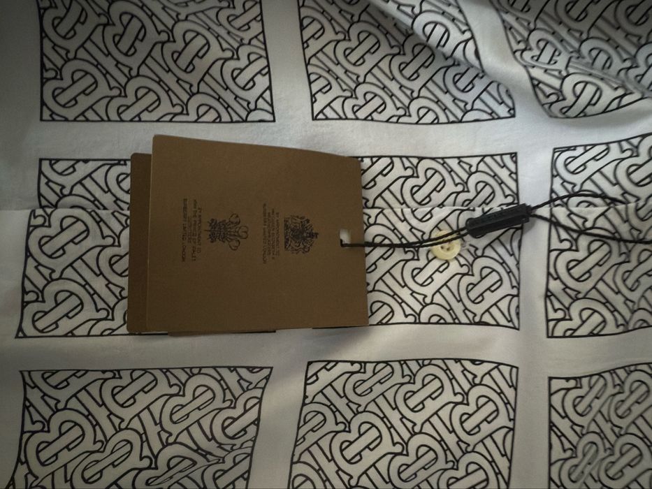 Camasa burberry noua cu eticheta