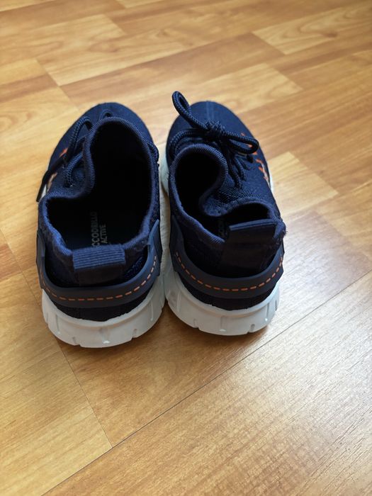 Papuci de panza Coccodrillo, baieti, marimea 31 (18,5 cm), 30 de lei