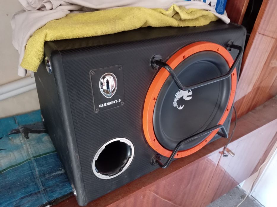 Продам сабвуфер Dl audio