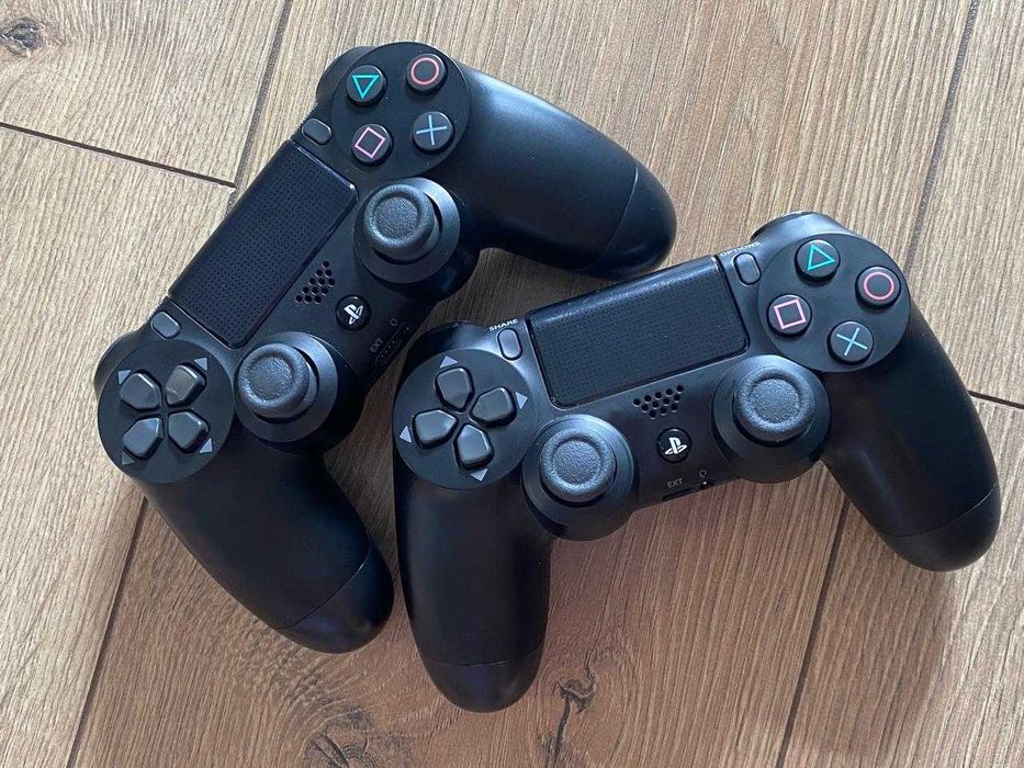 Оригинальные геймпады DualShock 4 для PlayStation 4
