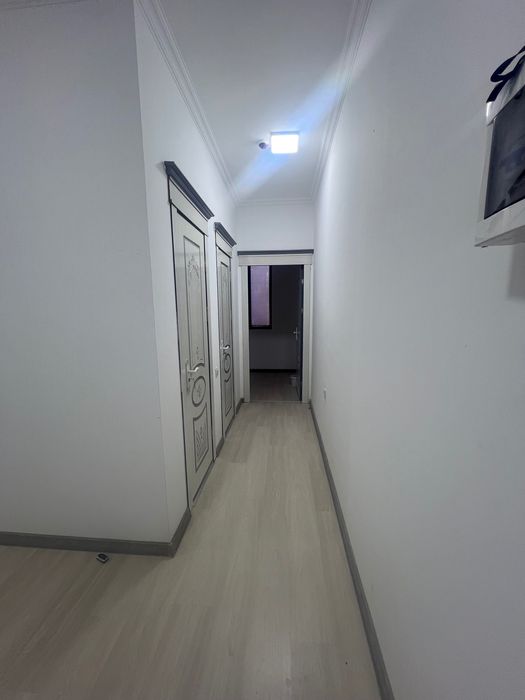 Srochna 2 komnat 1 etaj 58 kv