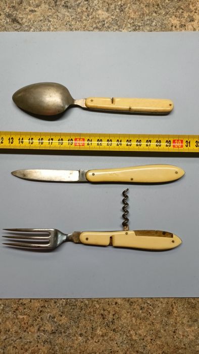 Vând set tacâmuri ED WUSTHOF SOLINGEN