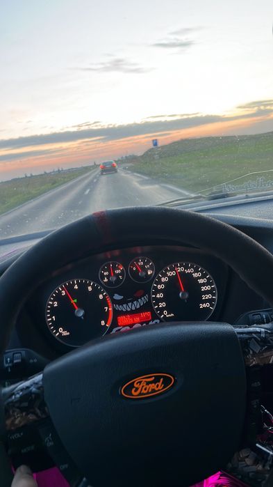 Vând ford focus mk2