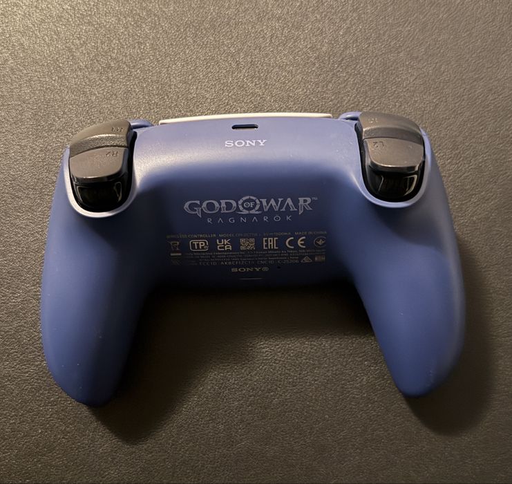 Controller / maneta PS5 God of Wor Ragnarok , imepcabil