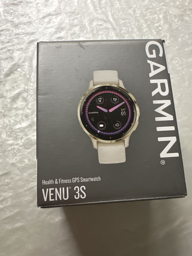 Garmin venu 3 s почти новые срочно продам