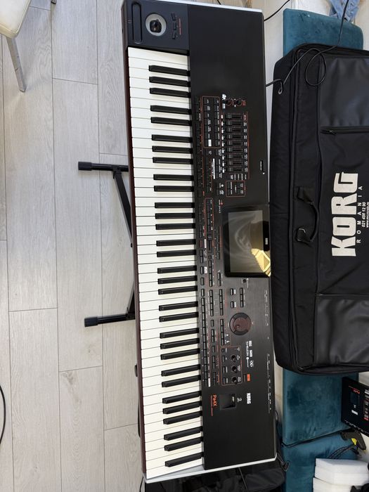 Korg Pa4x Pro 76 de clape