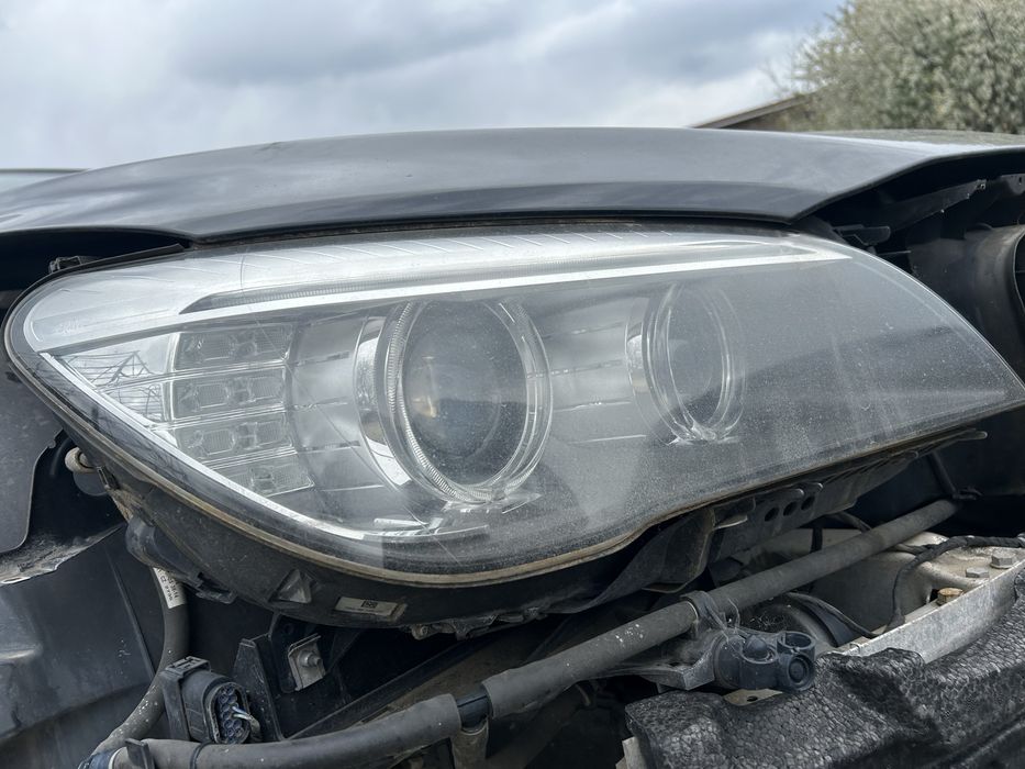 Far xenon dreapta BMW F01 2014
