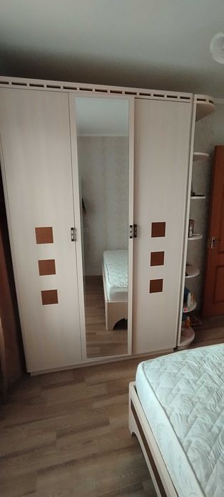 Спальный гарнитур шкаф + кровать