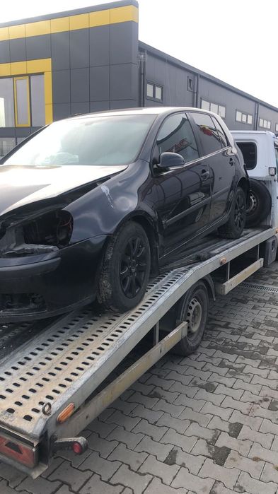 Dezmembram Volkswagen Golf 5 1.9 TDI an fabr. 2006