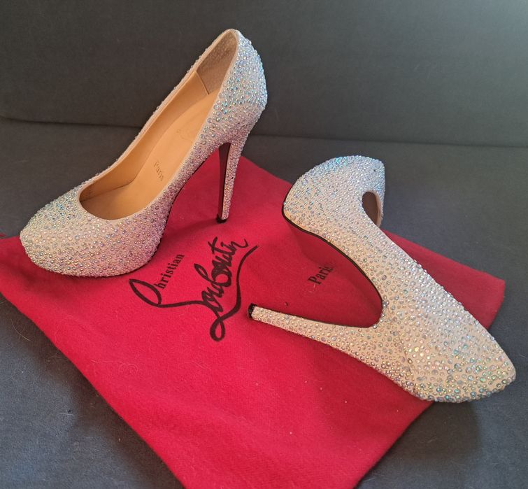 Красивые туфли продам