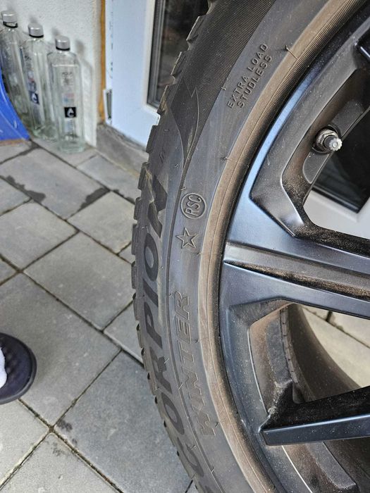 Vand jante si anvelope de iarna Pireli