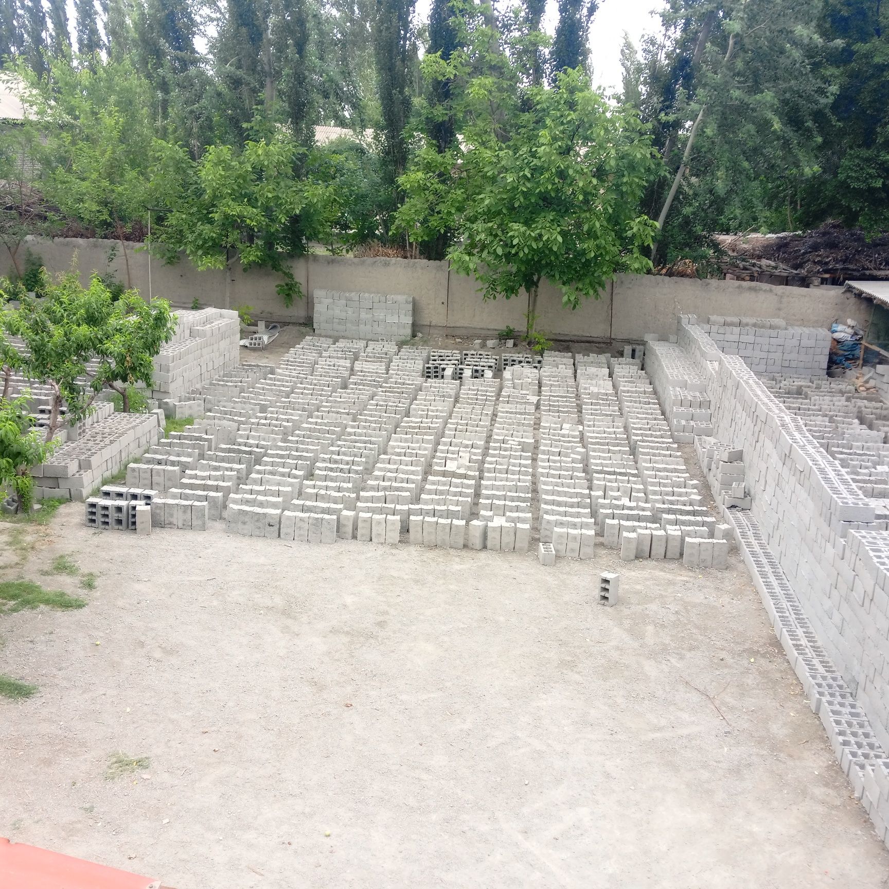 Sifatli va hamyonbop shlakablok  2500 soʻm