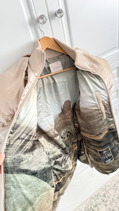 Vand Geaca Guess Dama