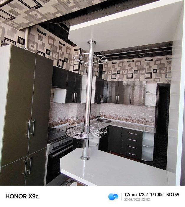 2 хонали 5 этаждан квартира сотилади.