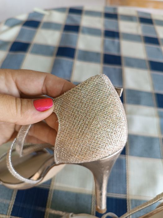 Sandale argintii 40lei