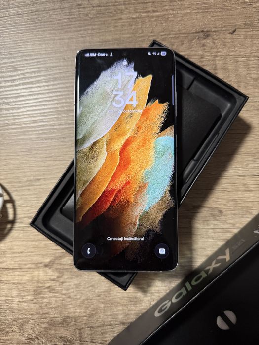 Samsung S 21 ultra stare impecabilă 256 gb spatiu 12 gb ram